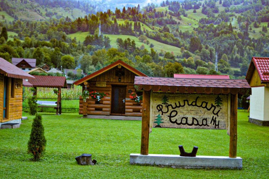 ホテル Casa Prundari Nicu Si Mirela Poiana Teiului エクステリア 写真